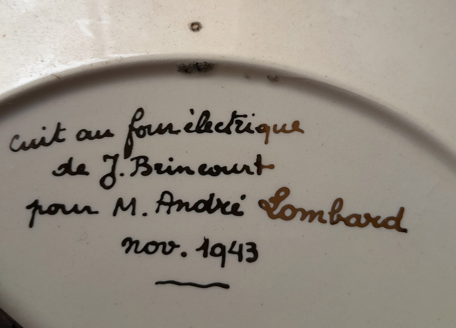Assiette écriture